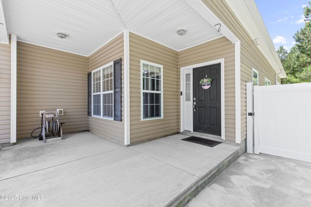 110 Whiteleaf Drive, Jacksonville, NC 28546
