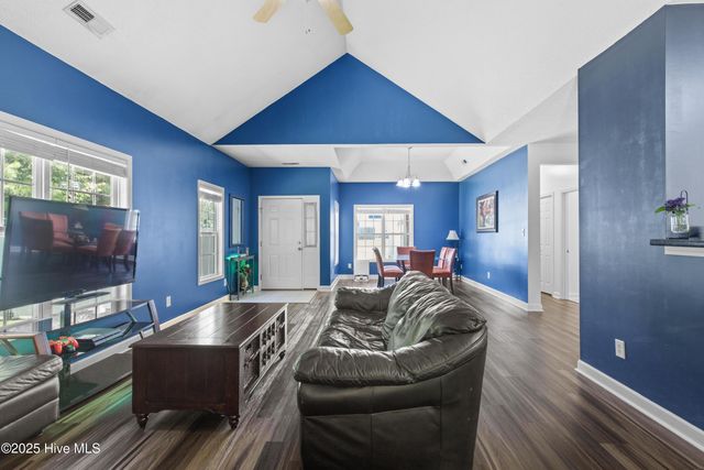 110 Whiteleaf Drive, Jacksonville, NC 28546