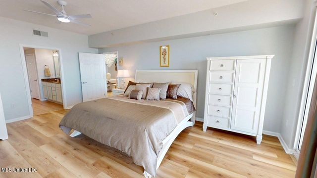 2228 Beach Drive, 705, Gulfport, MS 39507