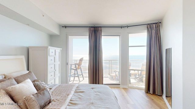 2228 Beach Drive, 705, Gulfport, MS 39507