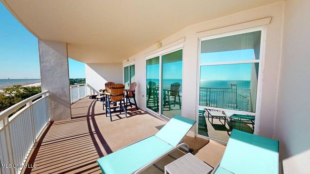 2228 Beach Drive, 705, Gulfport, MS 39507