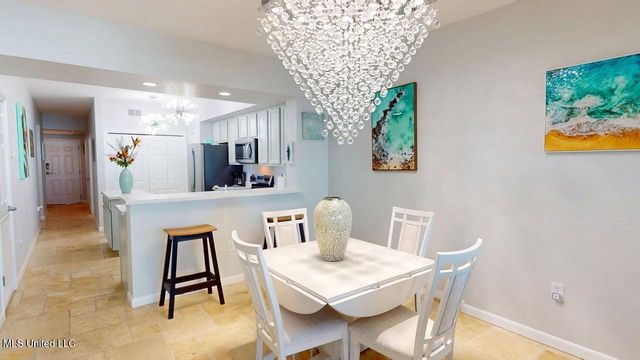 2228 Beach Drive, 705, Gulfport, MS 39507