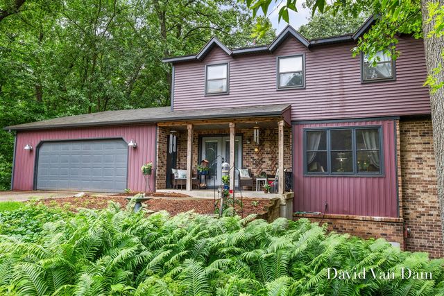 7920 Fitzsimmons Court, Alto, MI 49302