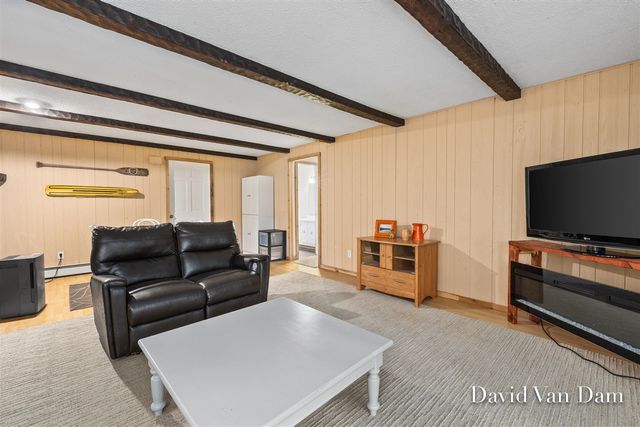 7920 Fitzsimmons Court, Alto, MI 49302