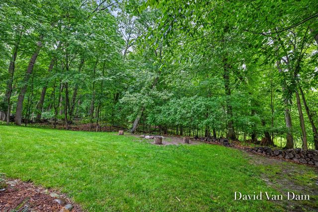 7920 Fitzsimmons Court, Alto, MI 49302