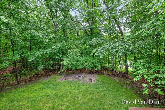 7920 Fitzsimmons Court, Alto, MI 49302