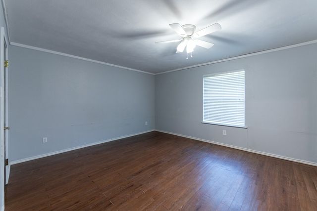 5321 Weddington Court, Fort Worth, TX 76133