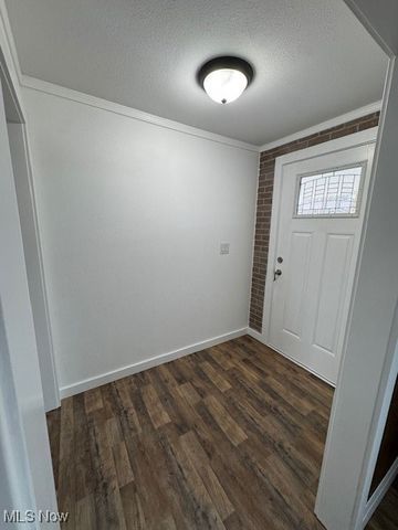 2328 26th Street NE, Canton, OH 44705