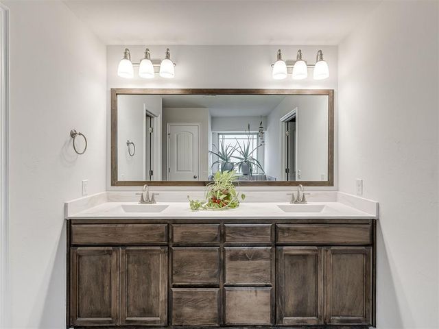 1107 SE 17th Terrace, Newcastle, OK 73065