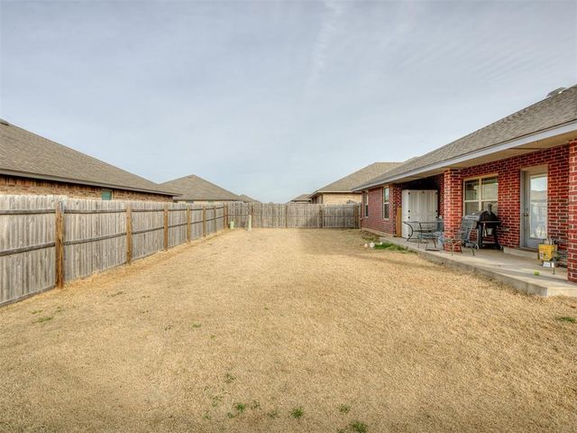 1107 SE 17th Terrace, Newcastle, OK 73065