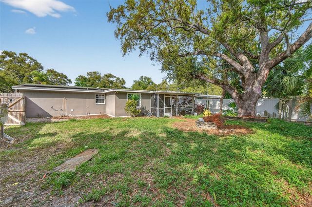 2846 HUNTINGTON DRIVE, Largo, FL 33771