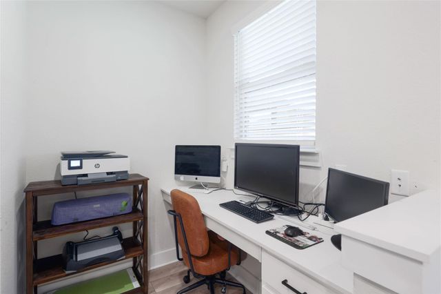 141 Janelle LN, Liberty Hill, TX 78642