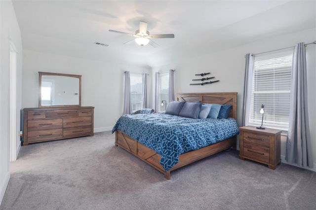 141 Janelle LN, Liberty Hill, TX 78642