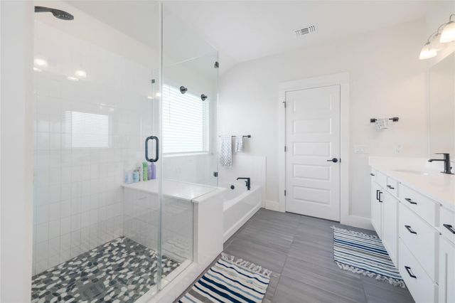141 Janelle LN, Liberty Hill, TX 78642