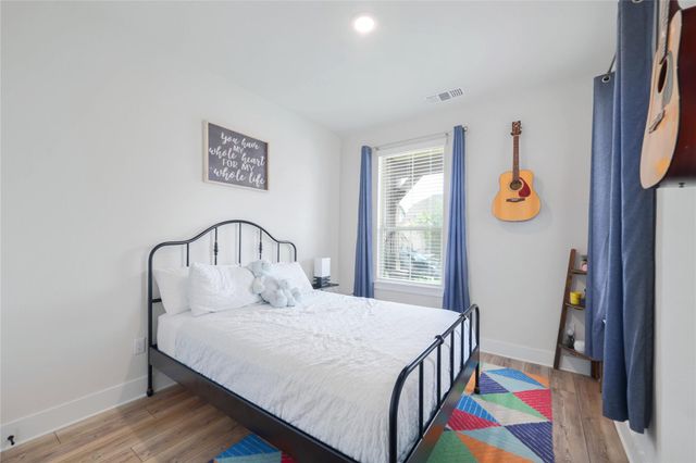 141 Janelle LN, Liberty Hill, TX 78642