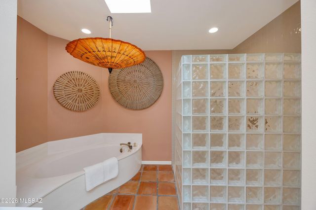 38025 S Eagle Drive, Tucson, AZ 85739