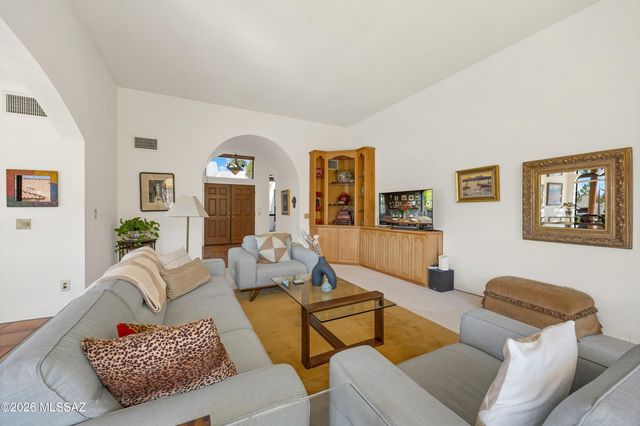 38025 S Eagle Drive, Tucson, AZ 85739