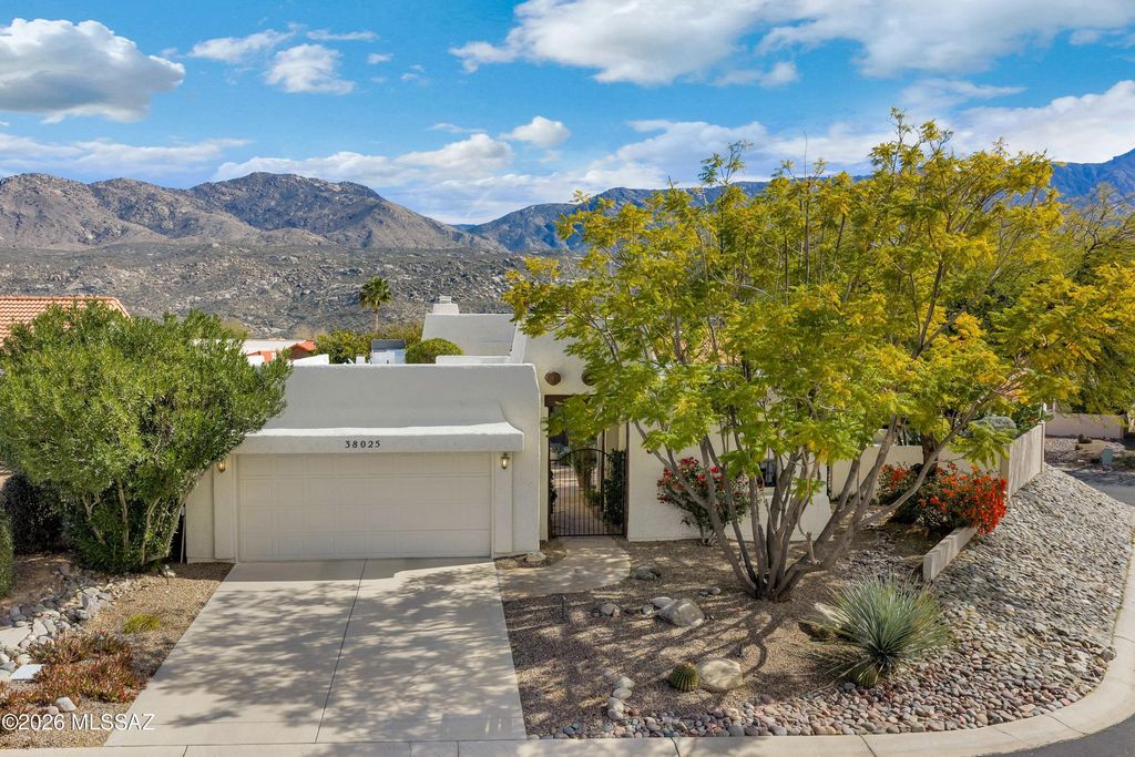 38025 S Eagle Drive, Tucson, AZ 85739