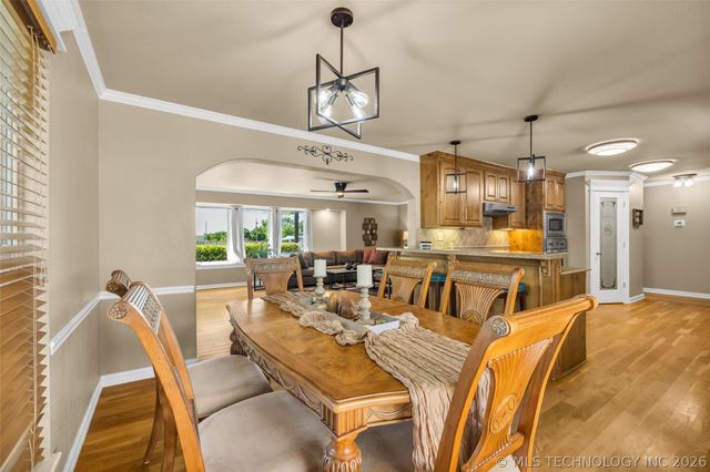 8503 E 136th Street North, Collinsville, OK 74021