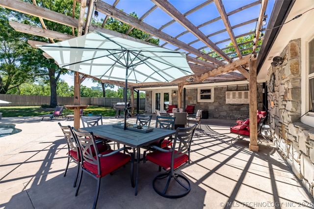 8503 E 136th Street North, Collinsville, OK 74021