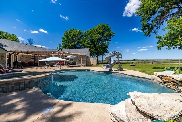 8503 E 136th Street North, Collinsville, OK 74021
