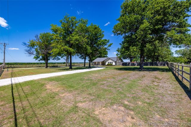8503 E 136th Street North, Collinsville, OK 74021