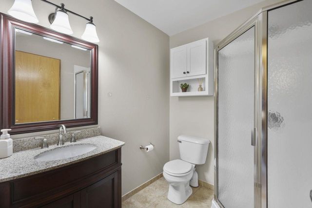 5915 Running Deer Trail, Mcfarland, WI 53558