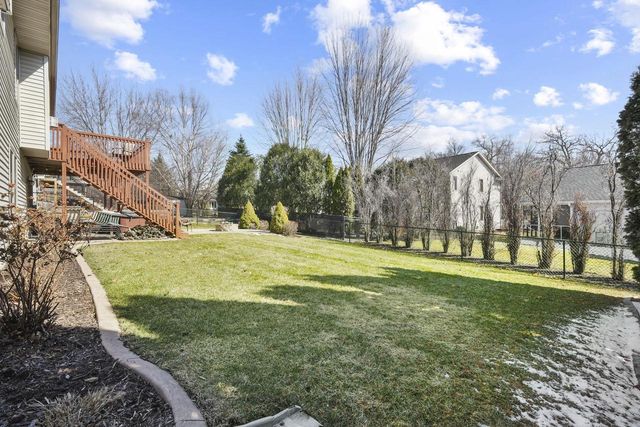 5915 Running Deer Trail, Mcfarland, WI 53558