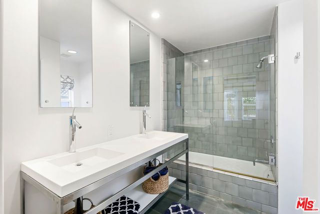 1341 Palisades Beach Road, Santa Monica, CA 90401