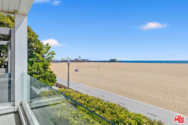 1341 Palisades Beach Road, Santa Monica, CA 90401