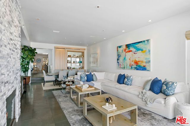 1341 Palisades Beach Road, Santa Monica, CA 90401