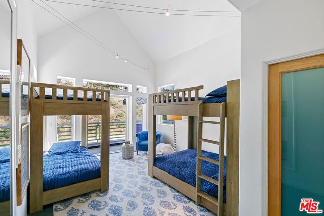 1341 Palisades Beach Road, Santa Monica, CA 90401