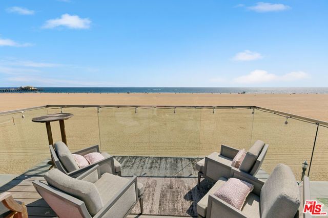 1341 Palisades Beach Road, Santa Monica, CA 90401