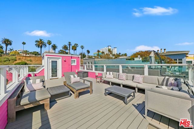 1341 Palisades Beach Road, Santa Monica, CA 90401