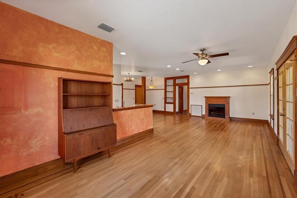 Image 11 of property listing at 26806 GOPHER HILL ROAD, Myakka City, FL 34251