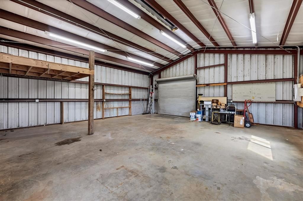 Image 44 of property listing at 26806 GOPHER HILL ROAD, Myakka City, FL 34251