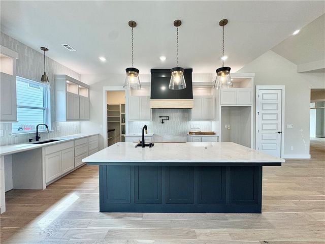 3610 Beaverhead Way, Bentonville, AR 72712