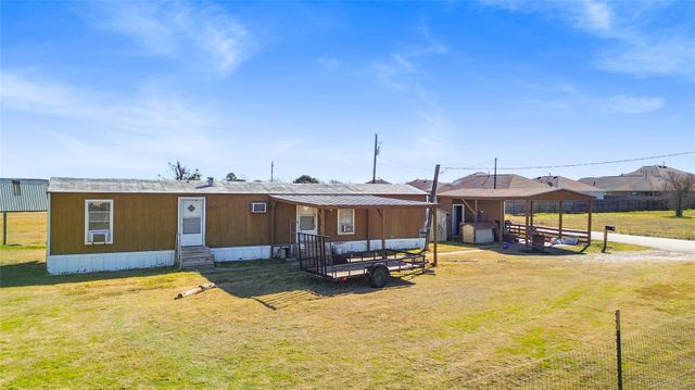 9157 Highway 105 E, Navasota, TX 77868