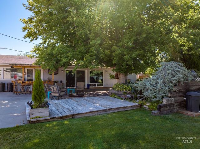 4230 N Patriot Cir, Meridian, ID 83646