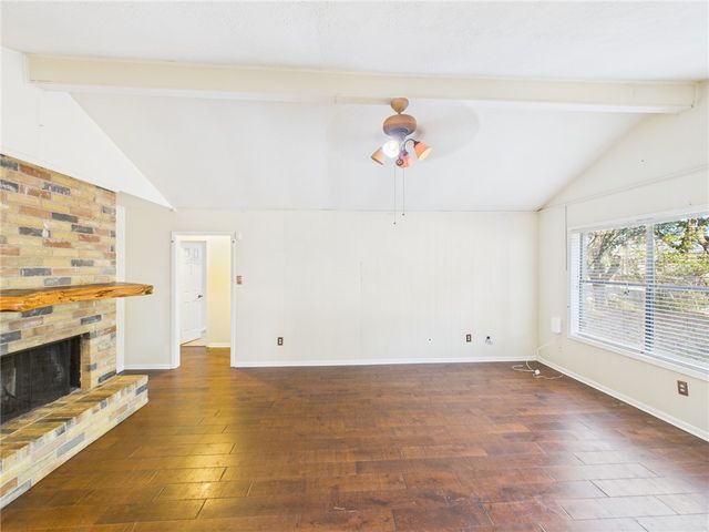 3015 Westwood Main Drive, Bryan, TX 77807