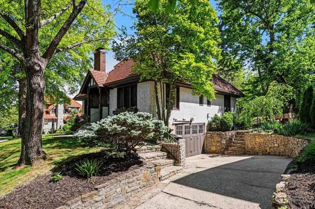 1107 Audubon Road, Park Hills, KY 41011
