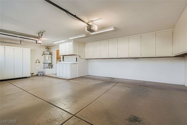 2012 Summerside Court, Henderson, NV 89012