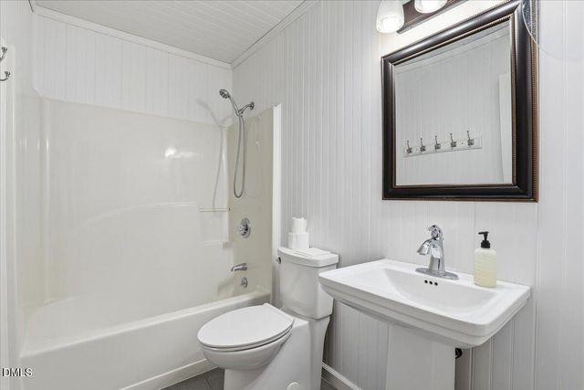 205 W Wilson Street, Smithfield, NC 27577