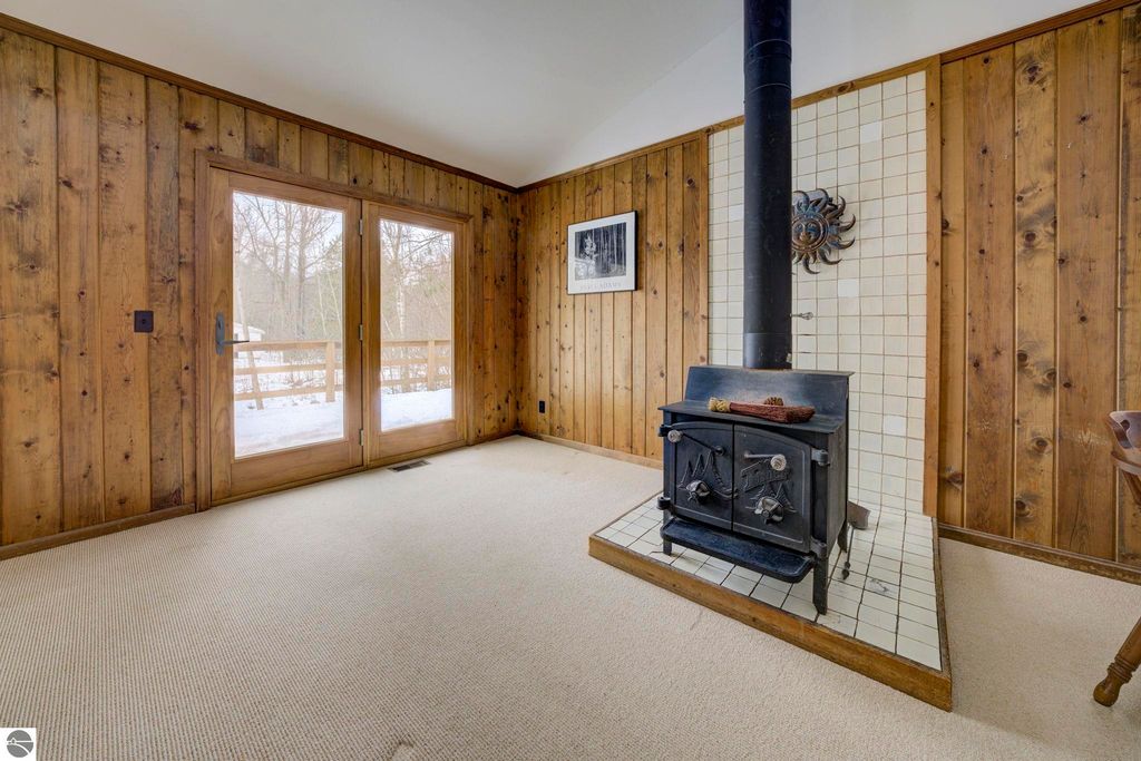 Image 20 of property listing at 1550 S French Road, Lake Leelanau, MI 49653
