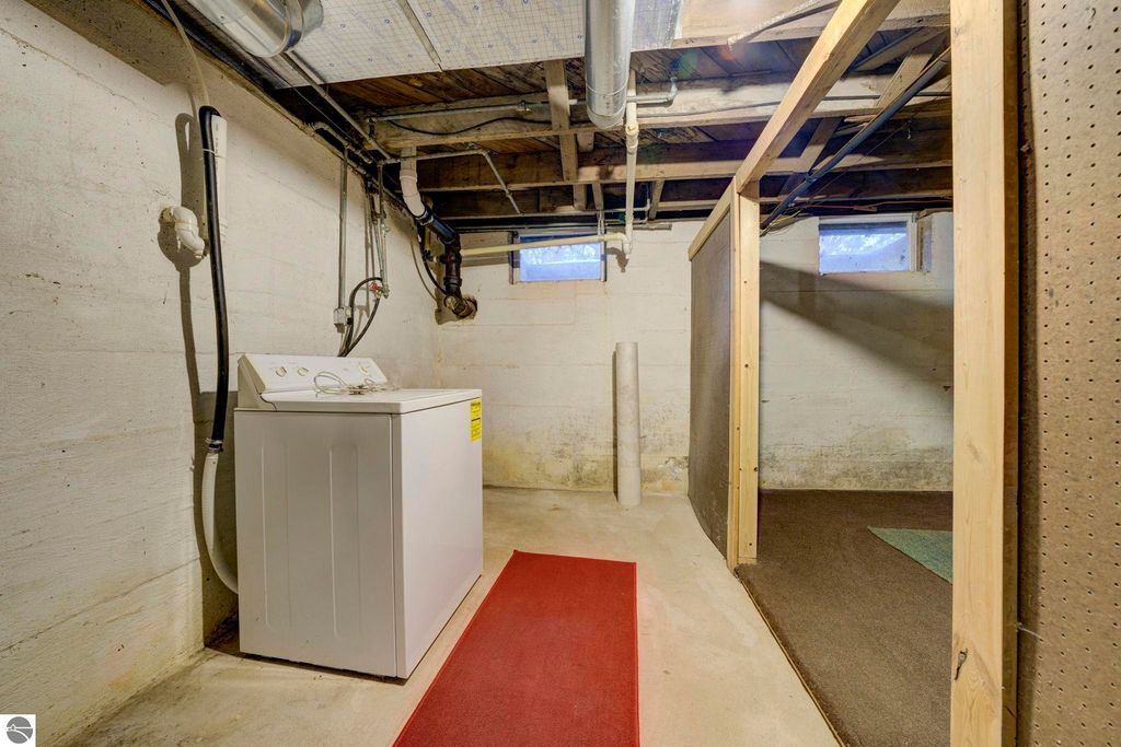 Image 41 of property listing at 1550 S French Road, Lake Leelanau, MI 49653