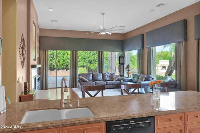 3322 E JAEGER Circle, Mesa, AZ 85213