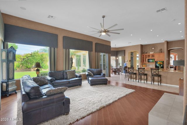 3322 E JAEGER Circle, Mesa, AZ 85213