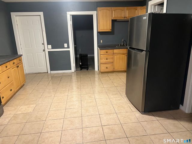 11 7th 11 7th Street 1, Derby, CT 06418