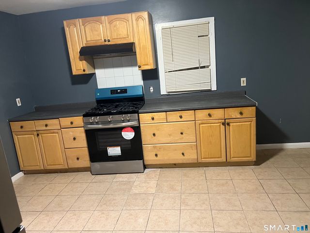 11 7th 11 7th Street 1, Derby, CT 06418