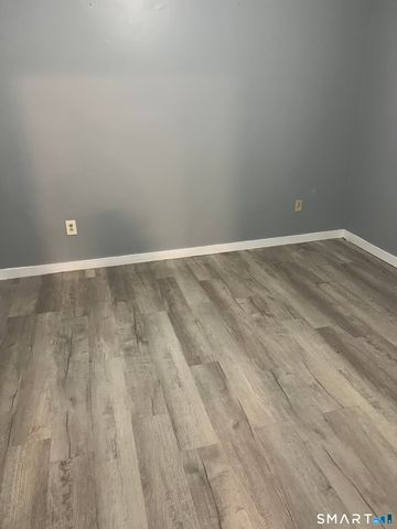 11 7th 11 7th Street 1, Derby, CT 06418